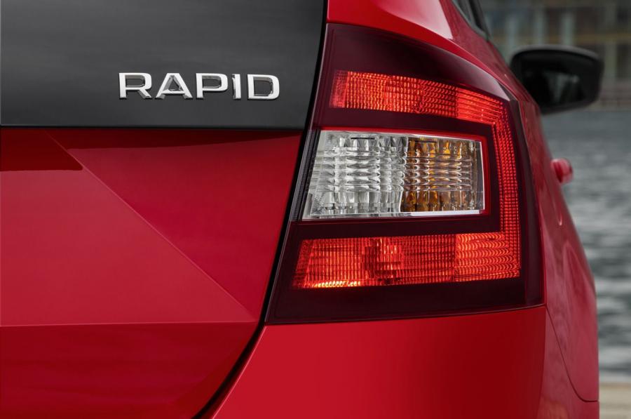  Skoda Rapid Spaceback 2014 года  (фото 11 из 22)